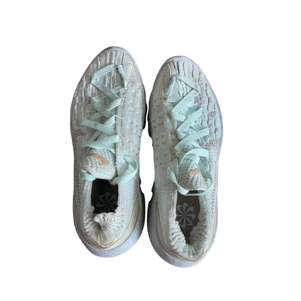 Nike Space Hippie 04 Womens Sneakers Barely Volt Copa CD3476-700 Good Condition